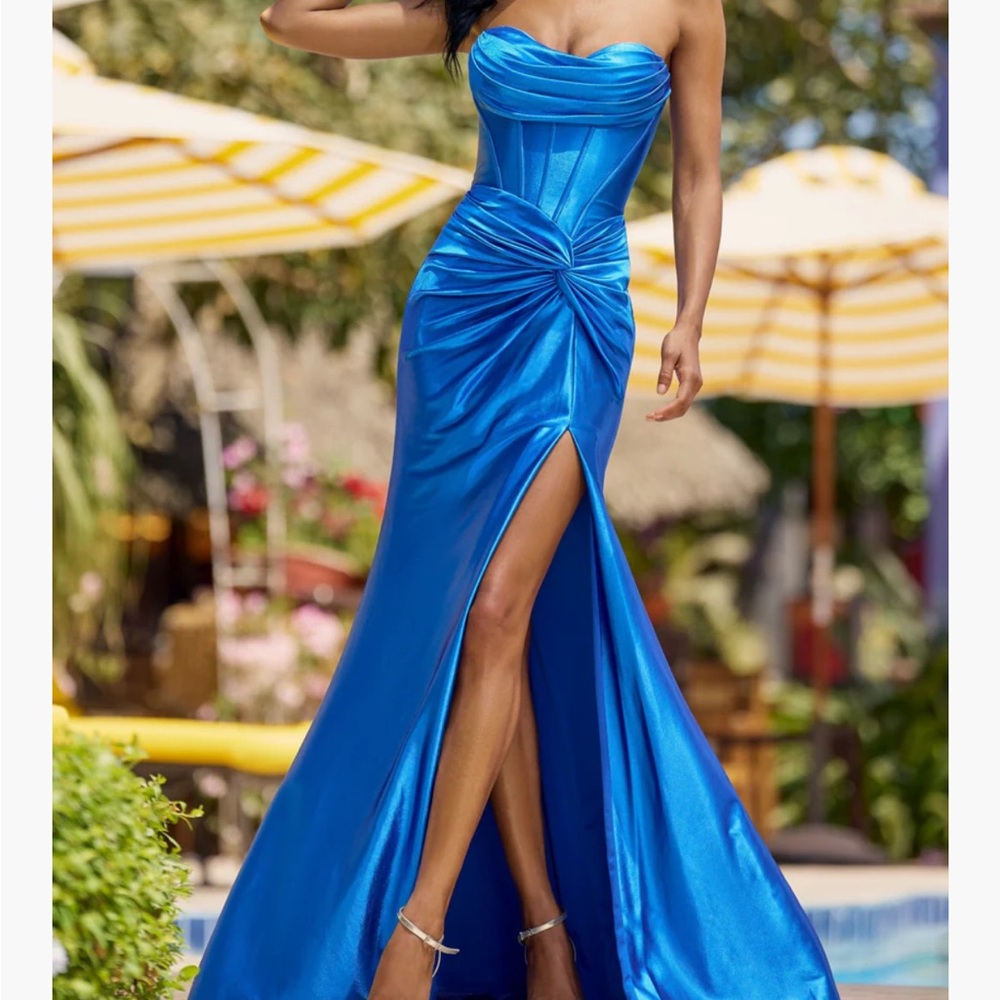 Sherri Hill Blue Maxi Gown with Asymmetrical Ruched Design and High Slit